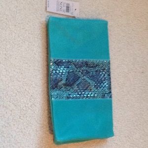 Ann Taylor clutch with tags